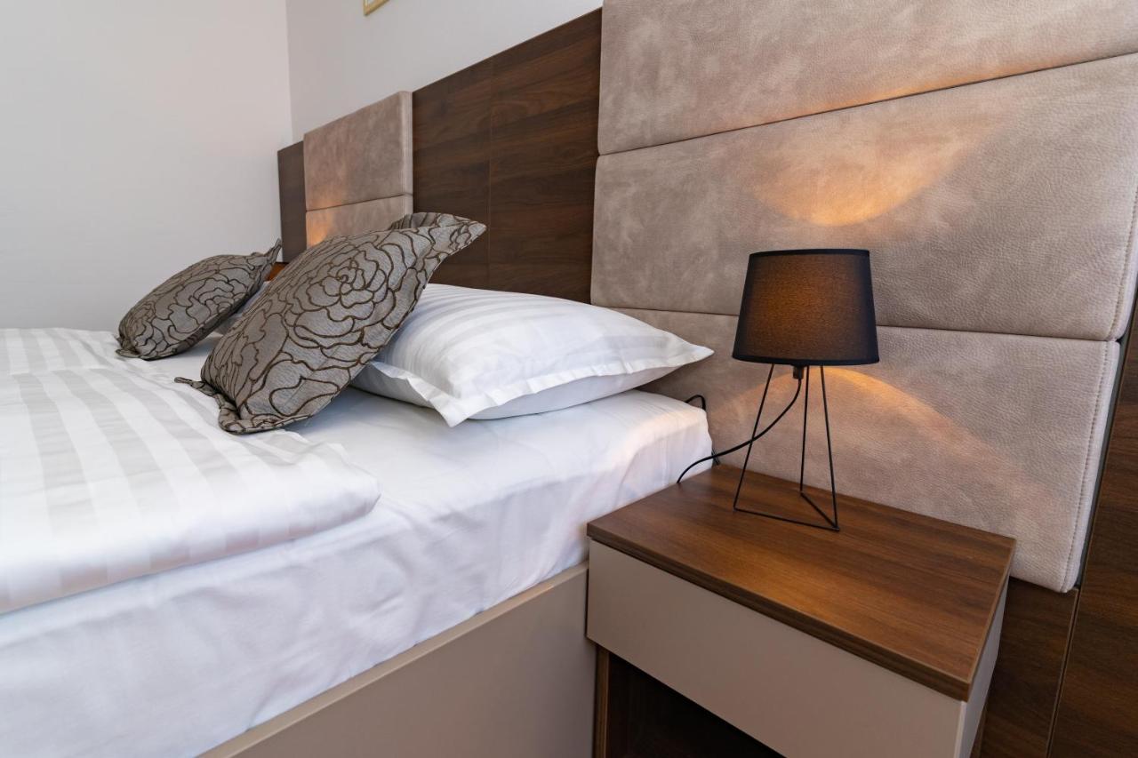Artearia Hotel Бйеловар Екстериор снимка