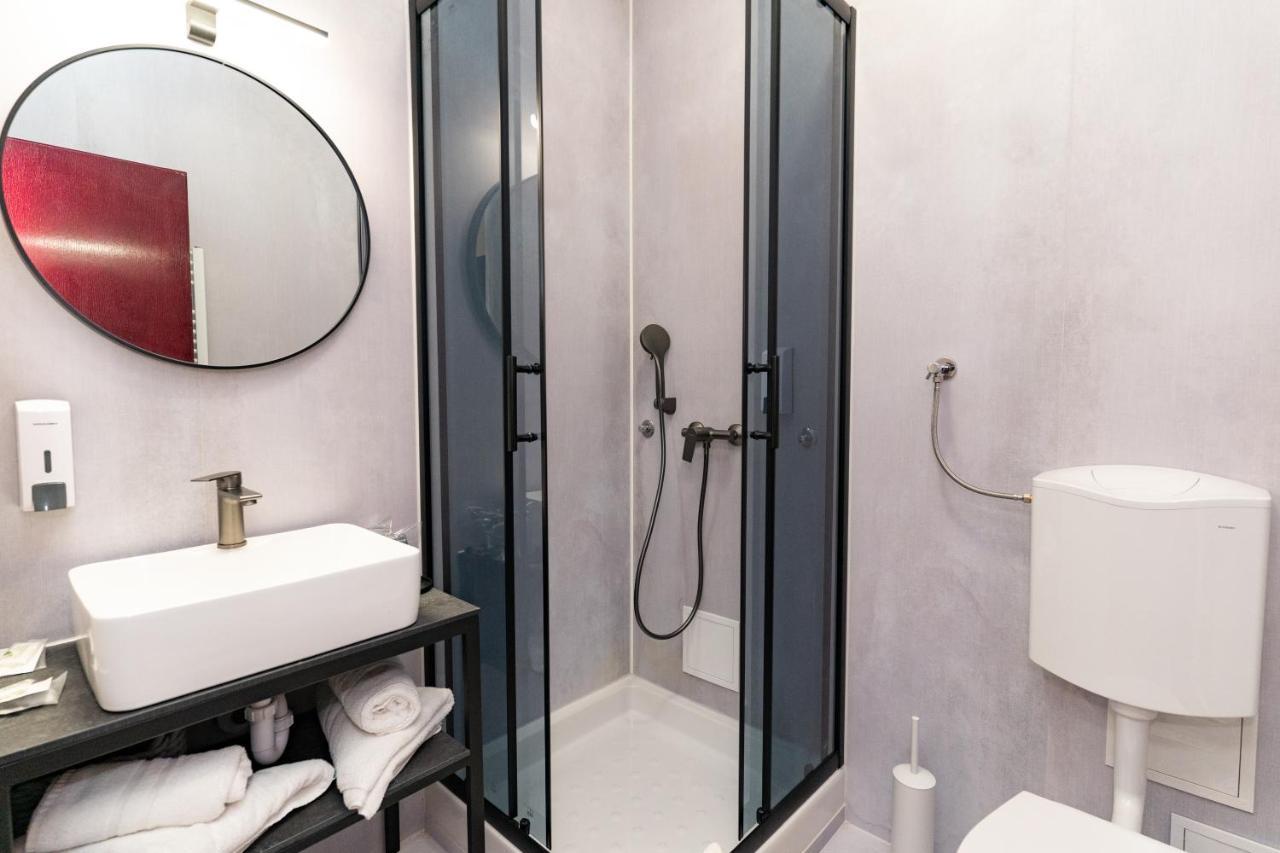 Artearia Hotel Бйеловар Екстериор снимка