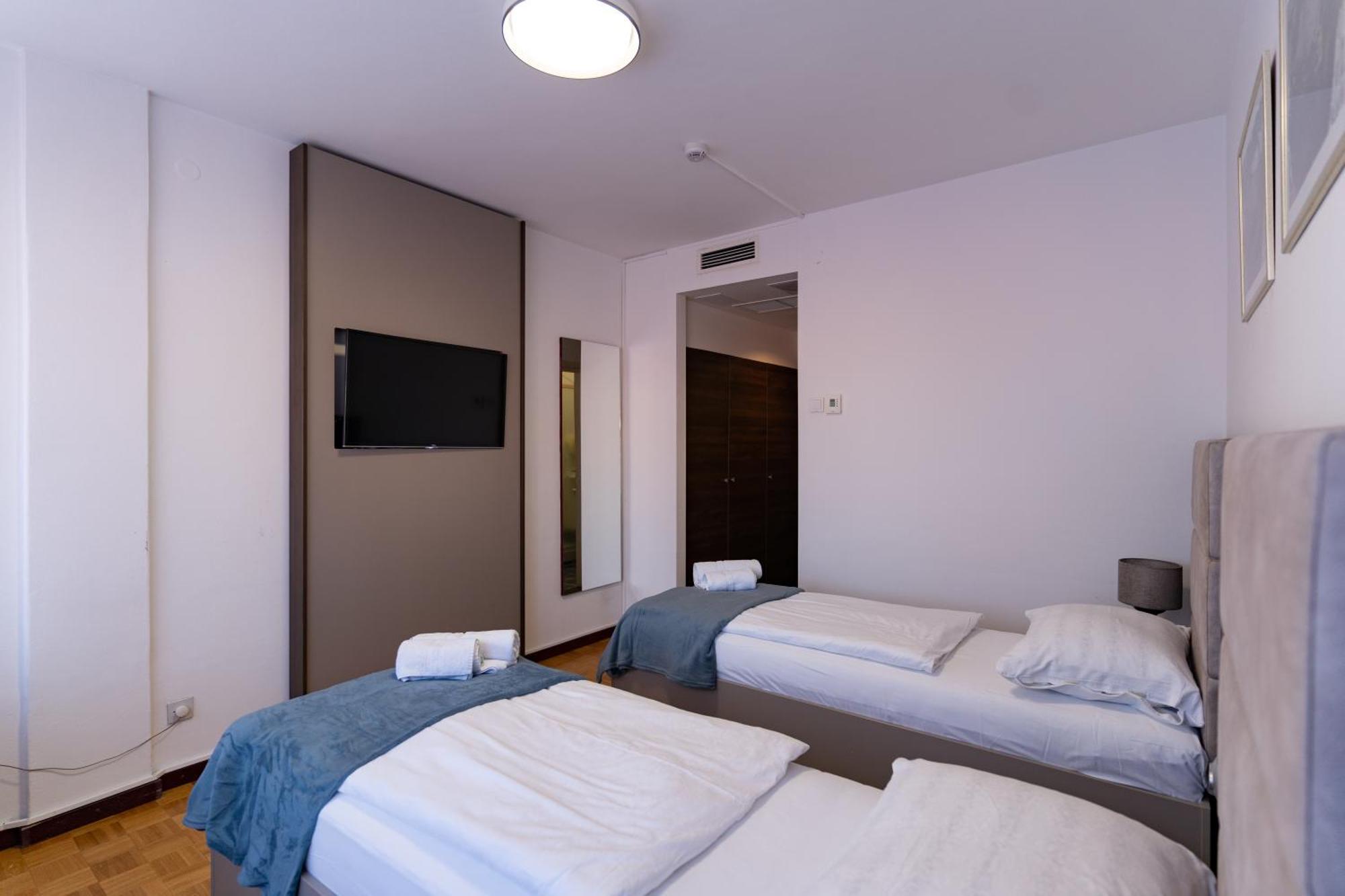 Artearia Hotel Бйеловар Екстериор снимка