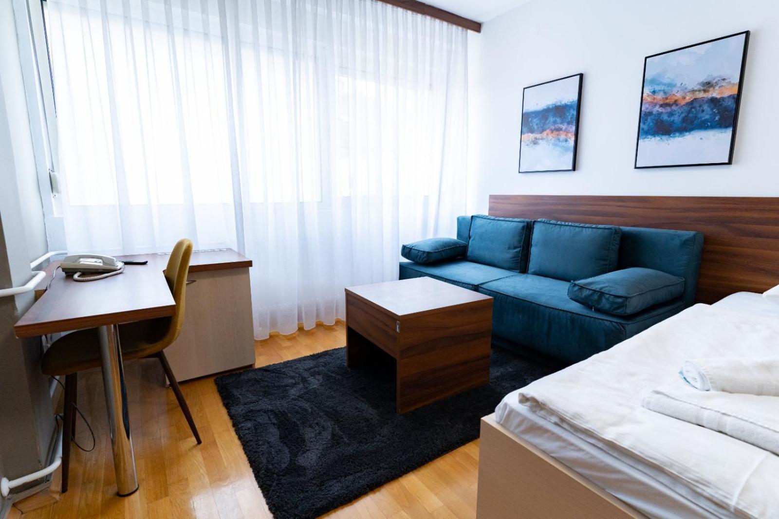 Artearia Hotel Бйеловар Екстериор снимка