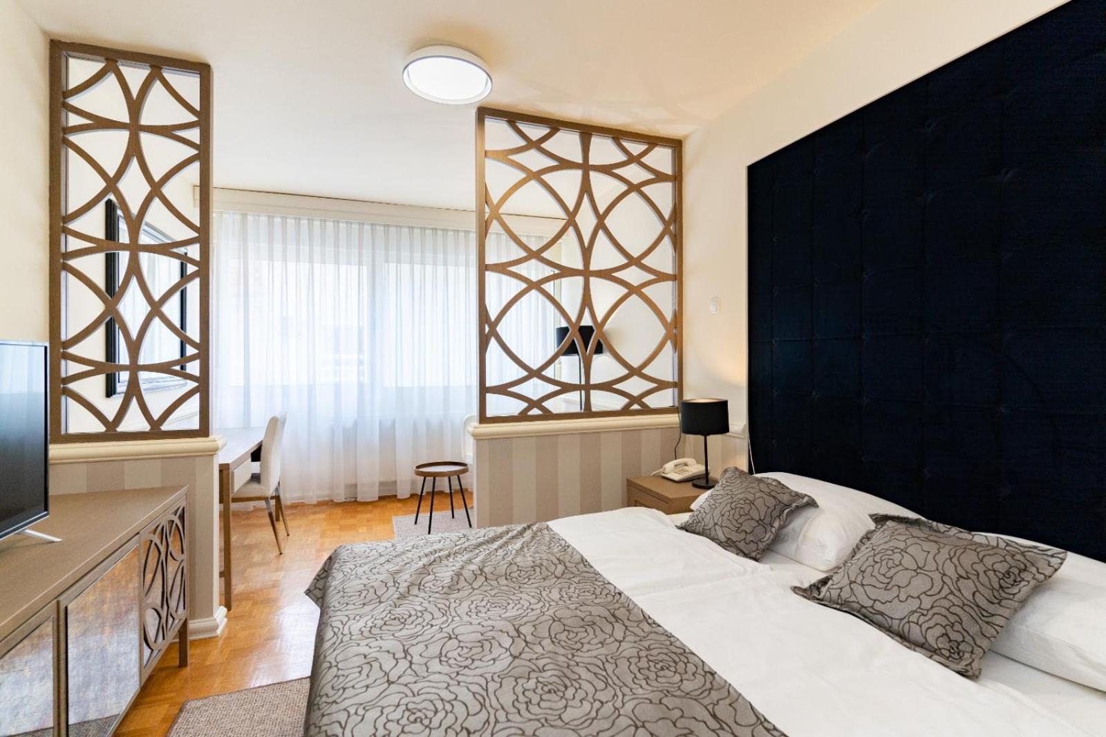 Artearia Hotel Бйеловар Екстериор снимка